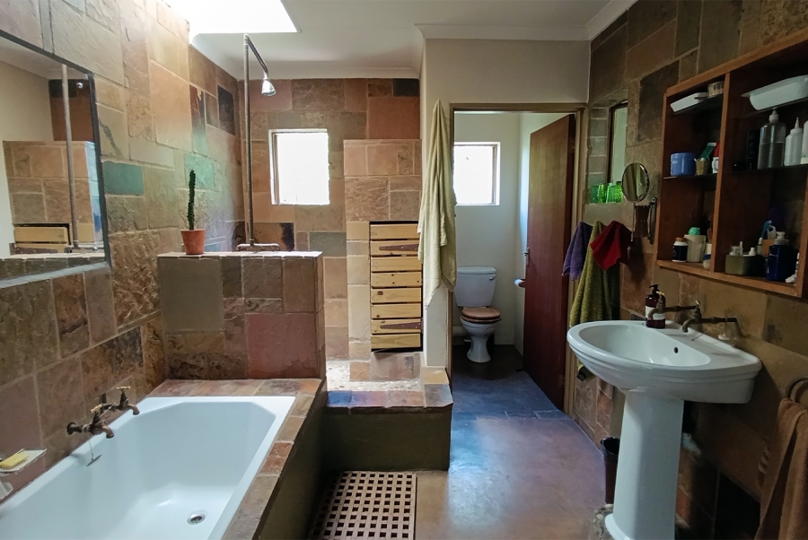 4 Bedroom Property for Sale in Rietondale Gauteng