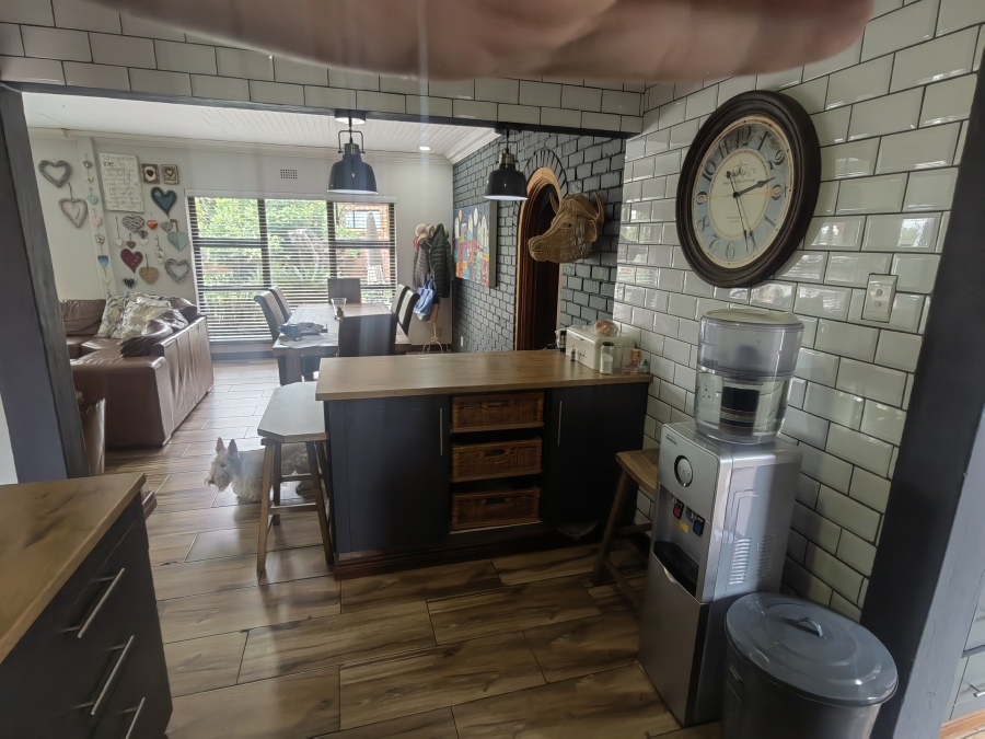 4 Bedroom Property for Sale in Ferryvale Gauteng