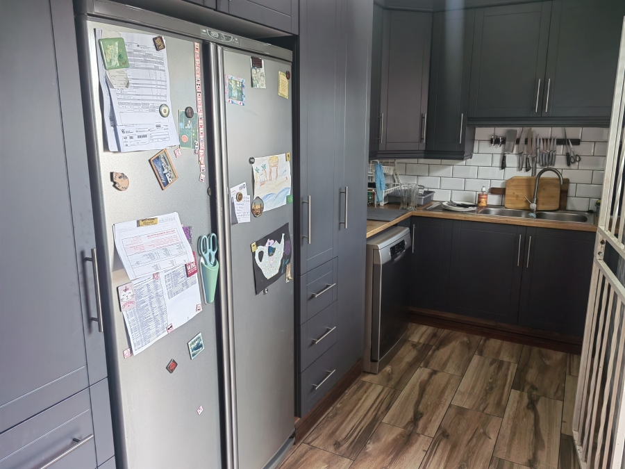 4 Bedroom Property for Sale in Ferryvale Gauteng