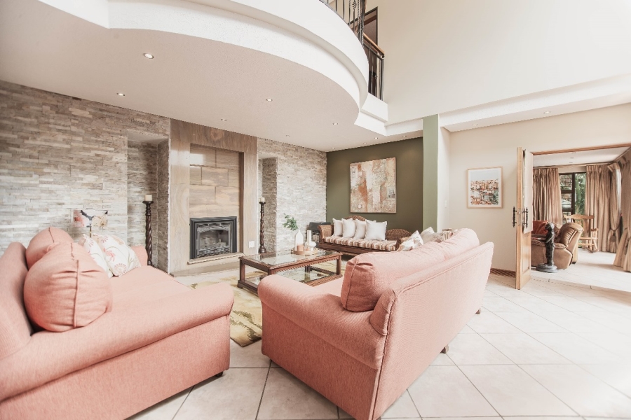 5 Bedroom Property for Sale in Dowerglen Ext 4 Gauteng