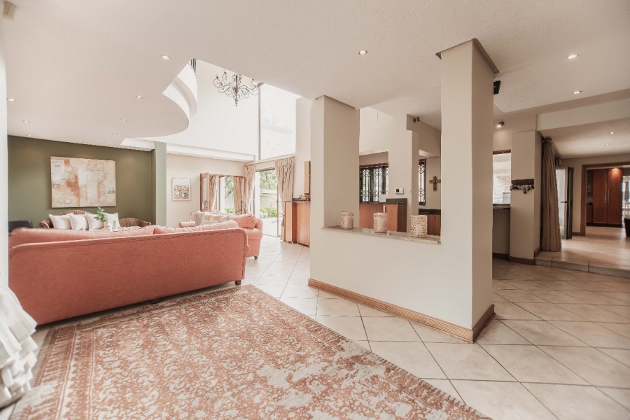 5 Bedroom Property for Sale in Dowerglen Ext 4 Gauteng