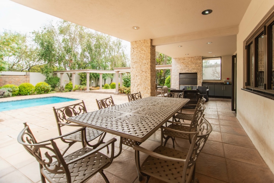 5 Bedroom Property for Sale in Dowerglen Ext 4 Gauteng