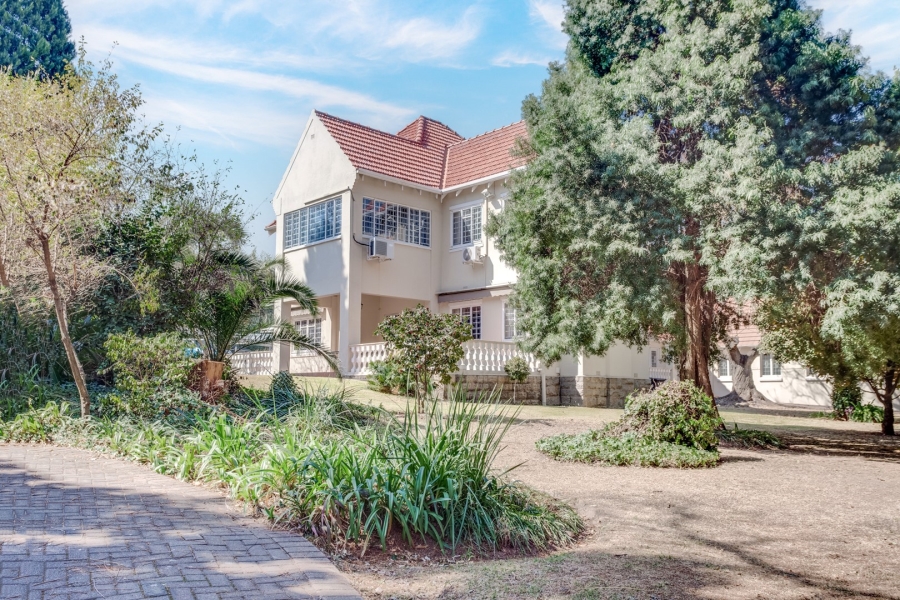 9 Bedroom Property for Sale in Saxonwold Gauteng