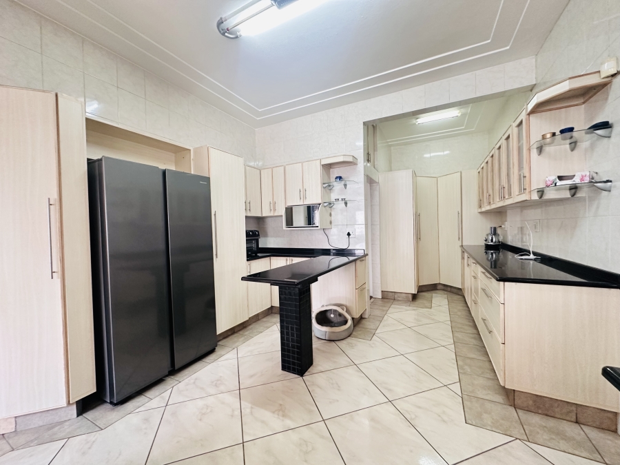 3 Bedroom Property for Sale in Selection Park Gauteng