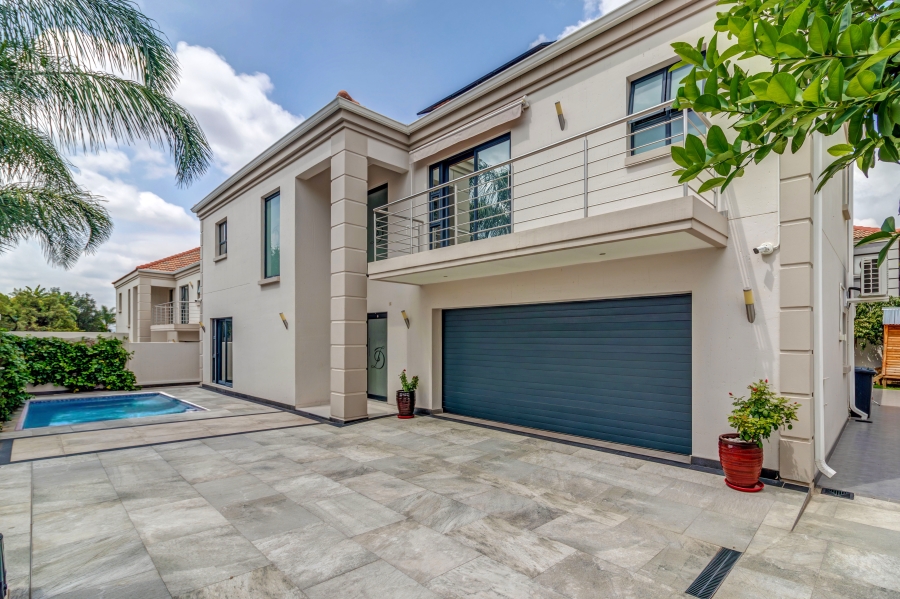 4 Bedroom Property for Sale in Broadacres Gauteng