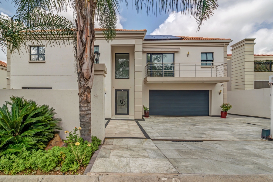 4 Bedroom Property for Sale in Broadacres Gauteng