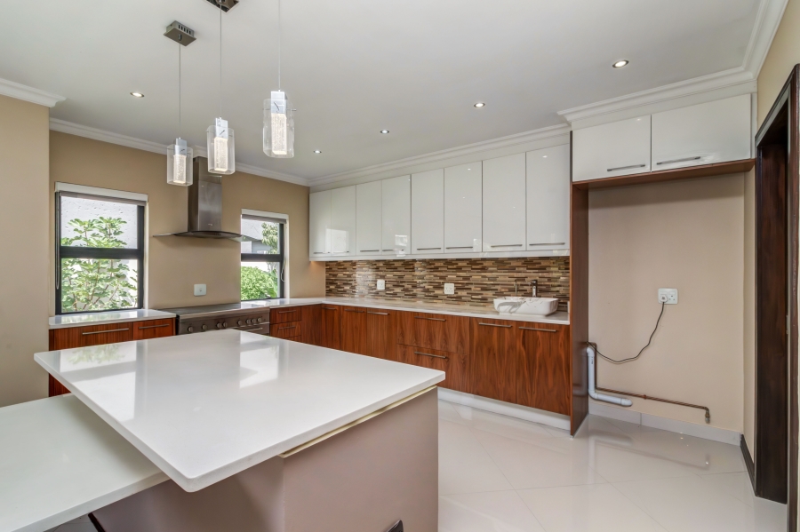 4 Bedroom Property for Sale in Broadacres Gauteng