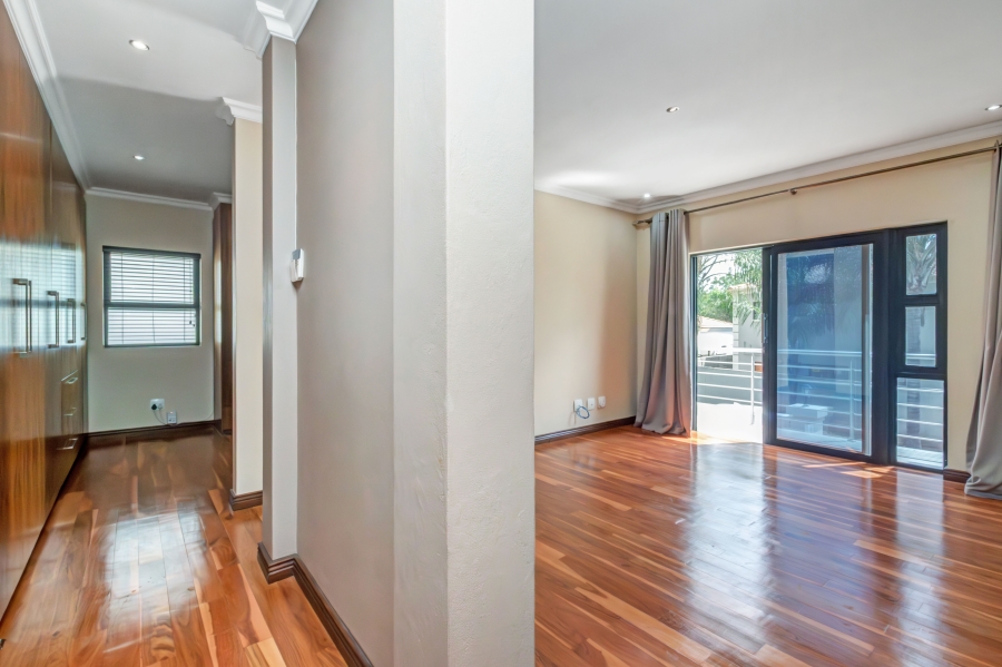 4 Bedroom Property for Sale in Broadacres Gauteng