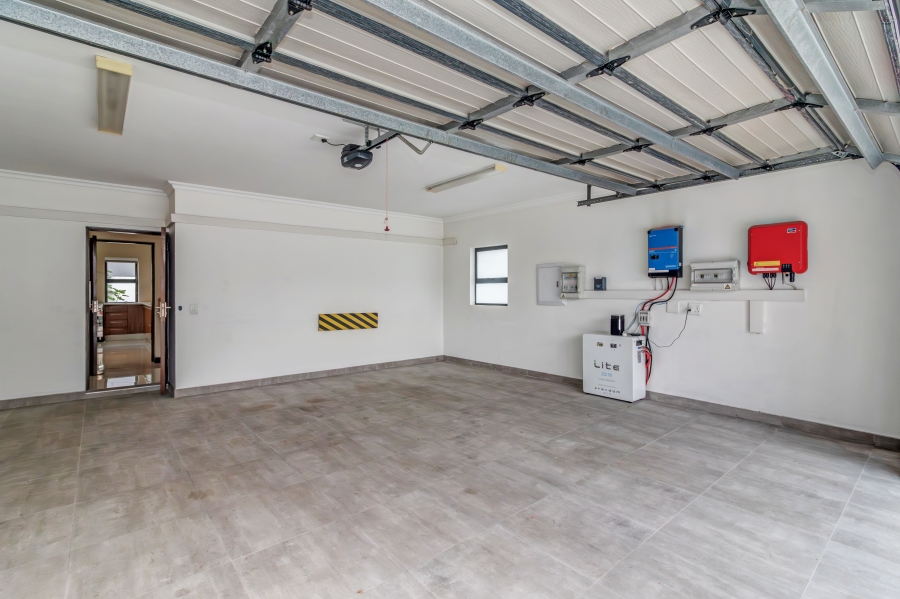 4 Bedroom Property for Sale in Broadacres Gauteng