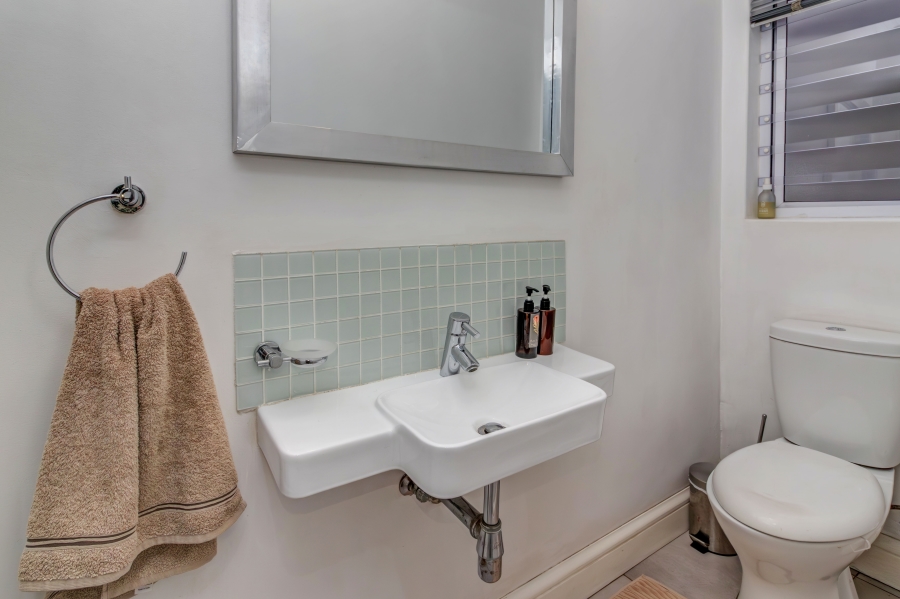 4 Bedroom Property for Sale in Broadacres Gauteng