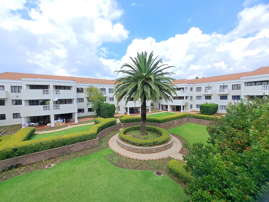 1 Bedroom Property for Sale in Sandown Gauteng