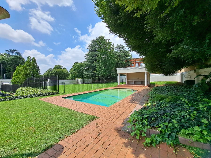 1 Bedroom Property for Sale in Sandown Gauteng