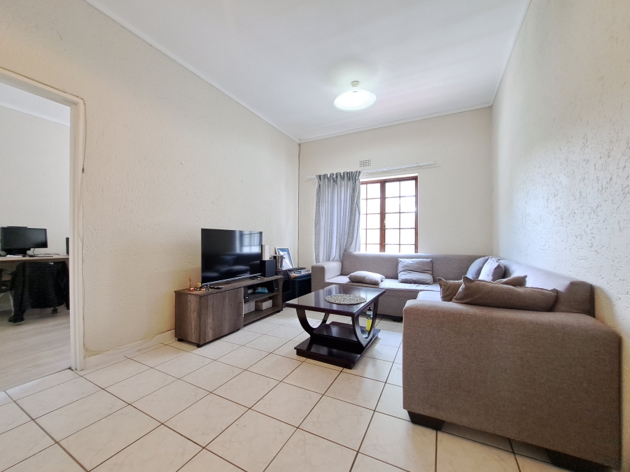 1 Bedroom Property for Sale in Sandown Gauteng