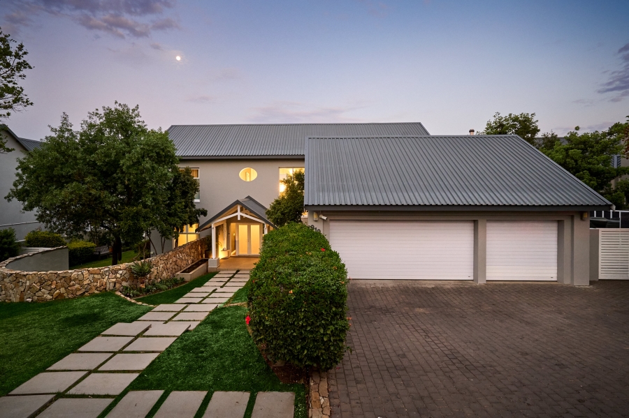 5 Bedroom Property for Sale in Waterfall Country Estate Gauteng