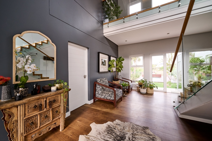 5 Bedroom Property for Sale in Waterfall Country Estate Gauteng