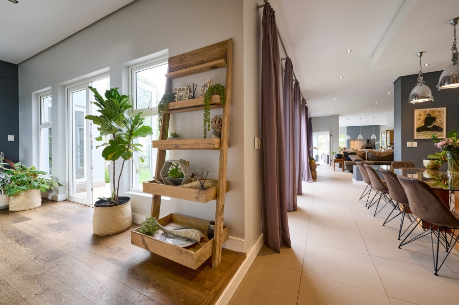 5 Bedroom Property for Sale in Waterfall Country Estate Gauteng