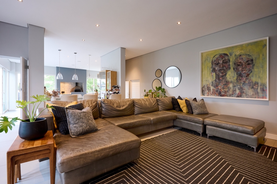 5 Bedroom Property for Sale in Waterfall Country Estate Gauteng