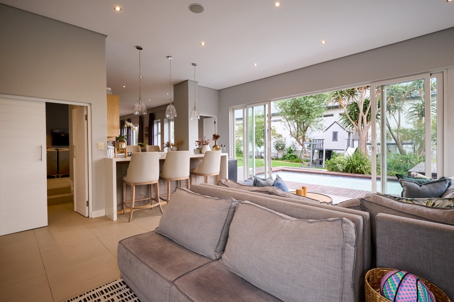 5 Bedroom Property for Sale in Waterfall Country Estate Gauteng