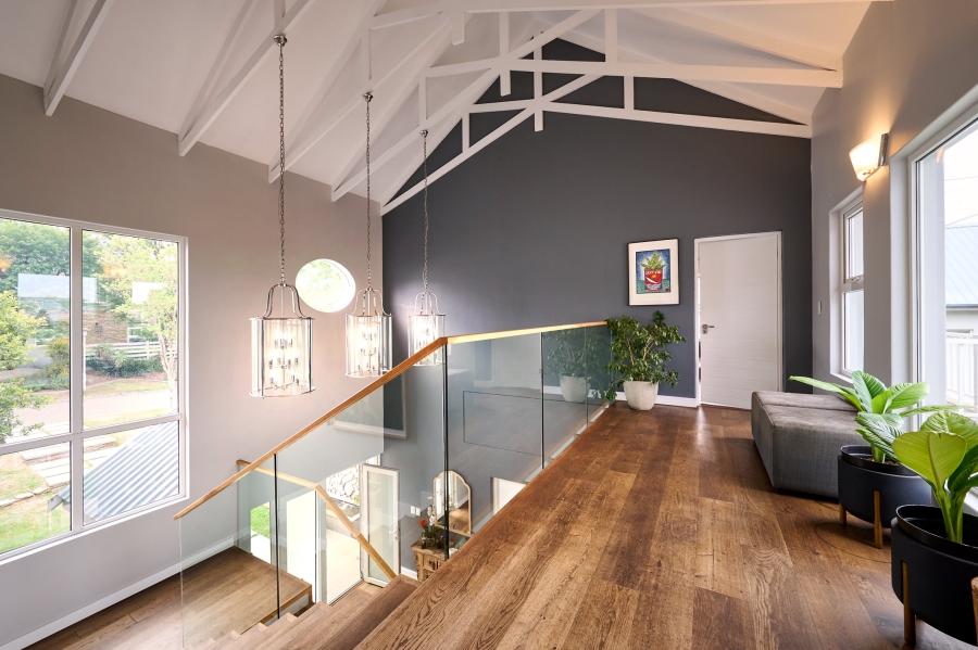 5 Bedroom Property for Sale in Waterfall Country Estate Gauteng