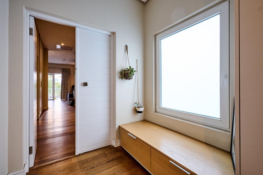 5 Bedroom Property for Sale in Waterfall Country Estate Gauteng