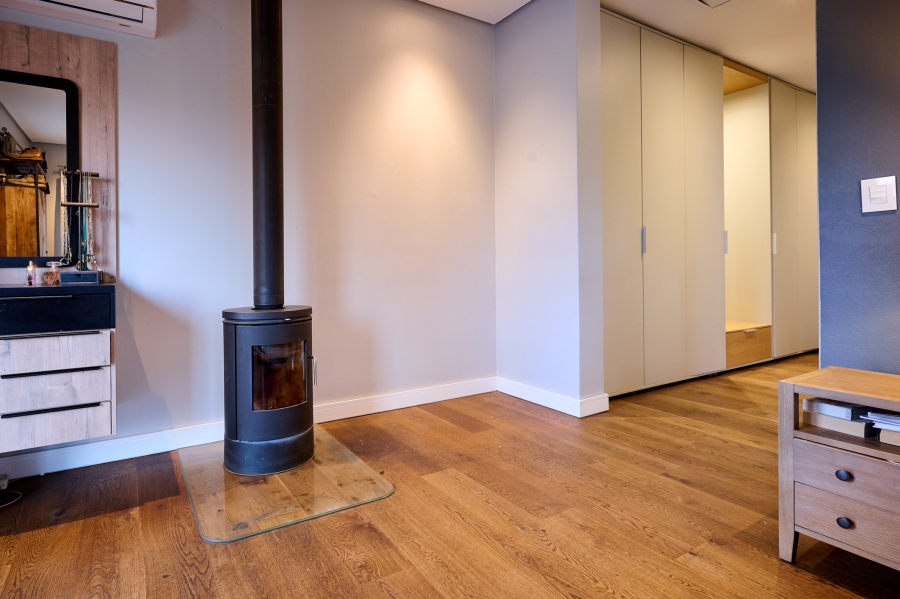 5 Bedroom Property for Sale in Waterfall Country Estate Gauteng