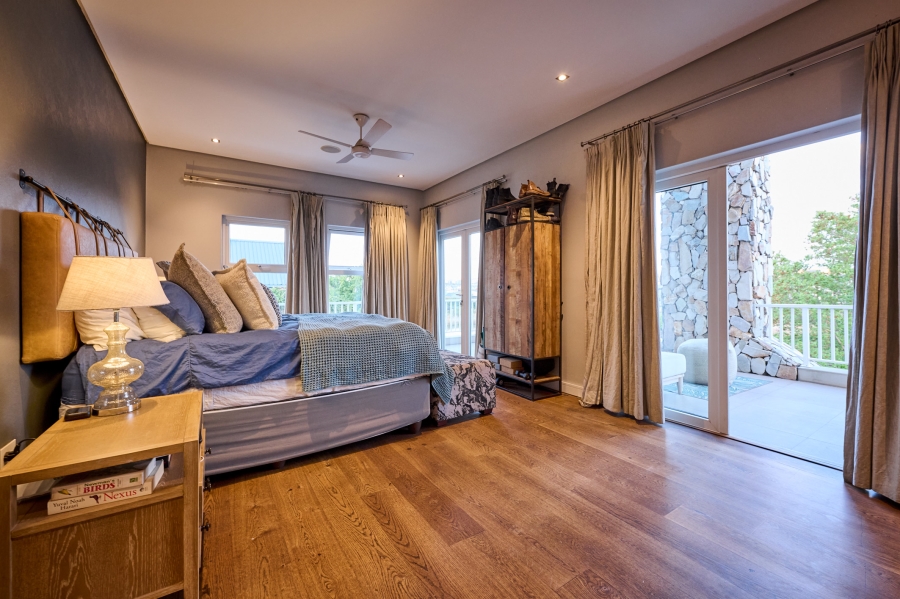 5 Bedroom Property for Sale in Waterfall Country Estate Gauteng