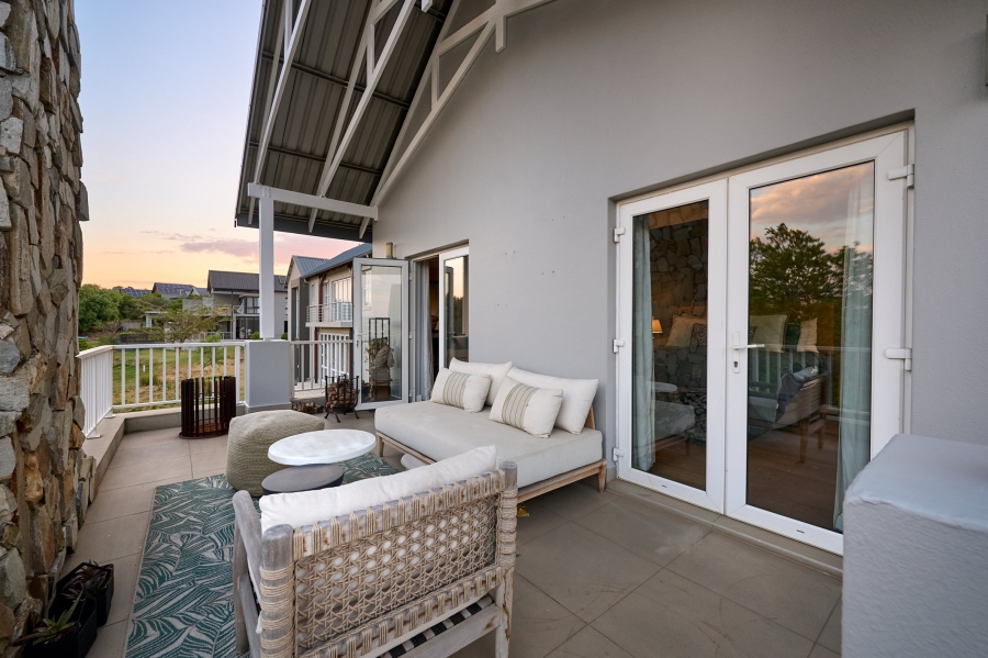 5 Bedroom Property for Sale in Waterfall Country Estate Gauteng