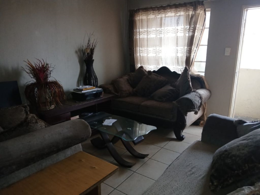 2 Bedroom Property for Sale in Elspark Gauteng