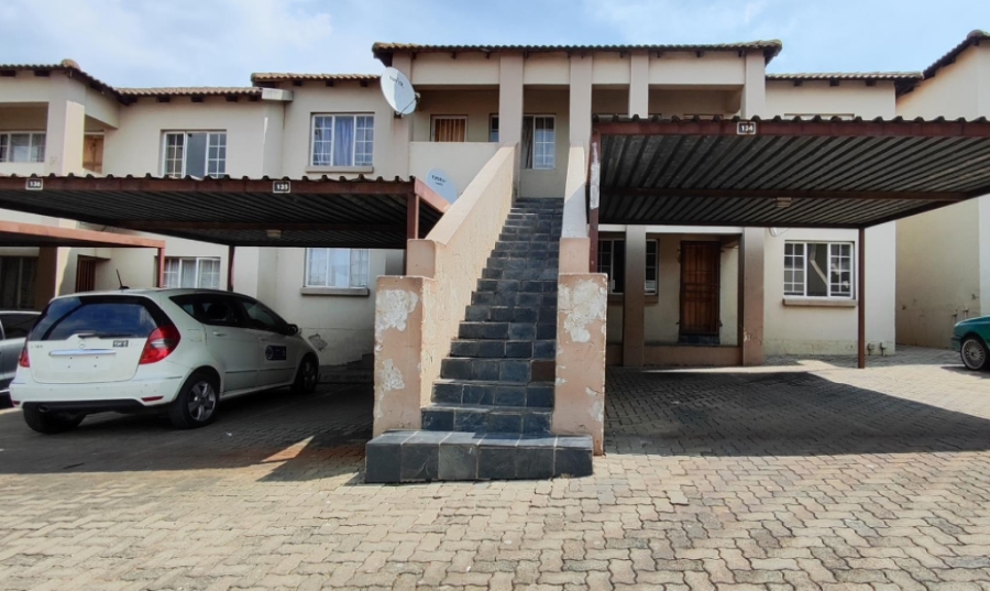 2 Bedroom Property for Sale in Elspark Gauteng