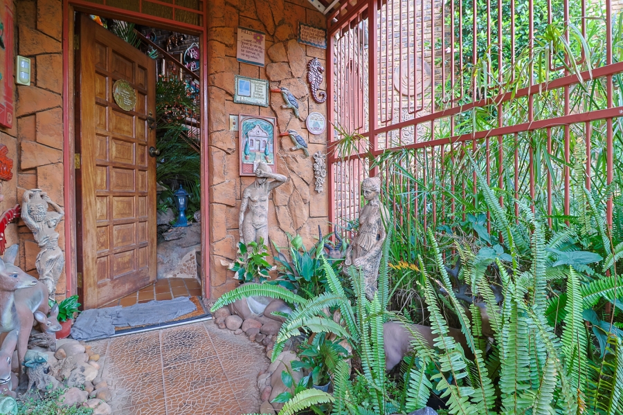 3 Bedroom Property for Sale in Mondeor Gauteng