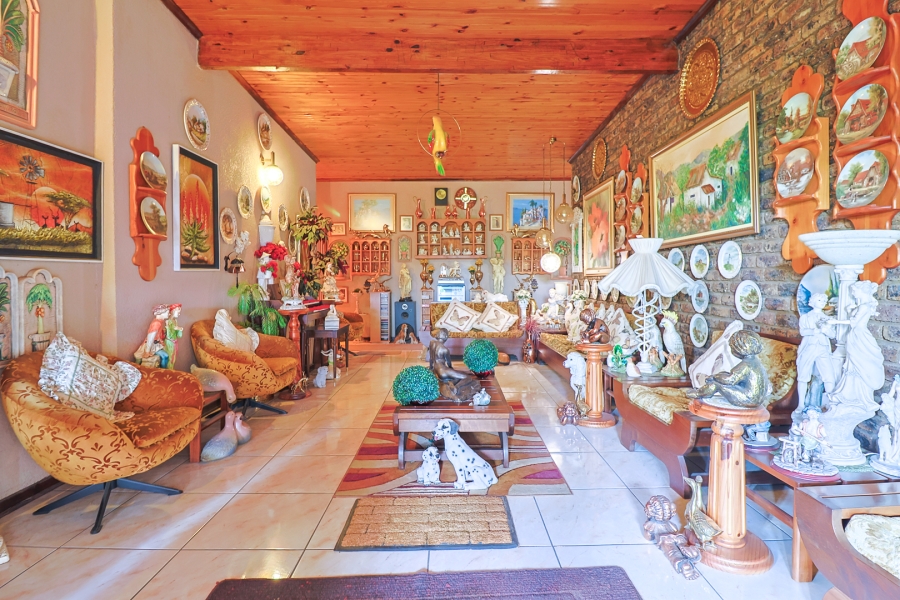 3 Bedroom Property for Sale in Mondeor Gauteng