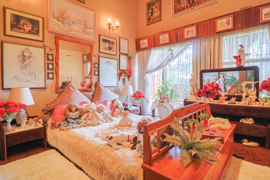 3 Bedroom Property for Sale in Mondeor Gauteng