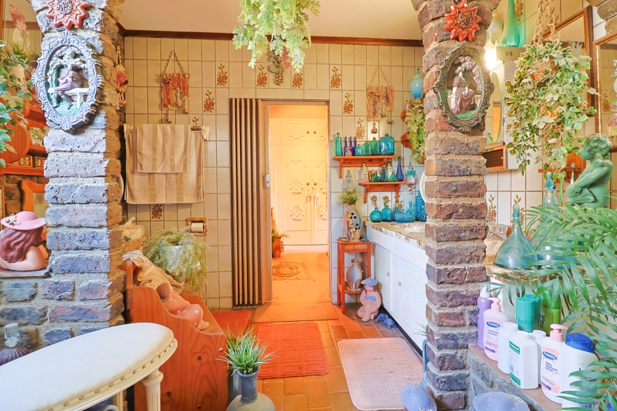 3 Bedroom Property for Sale in Mondeor Gauteng