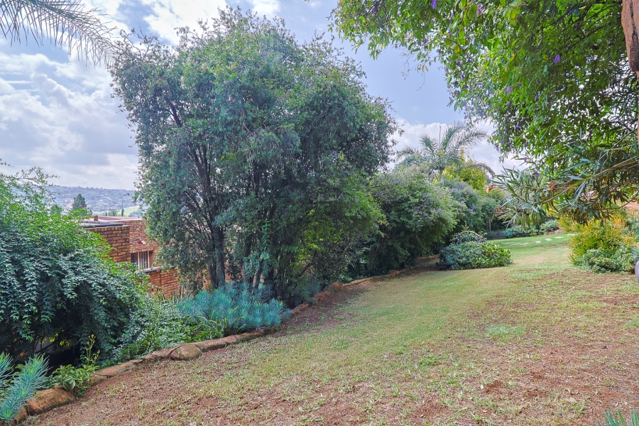 3 Bedroom Property for Sale in Mondeor Gauteng