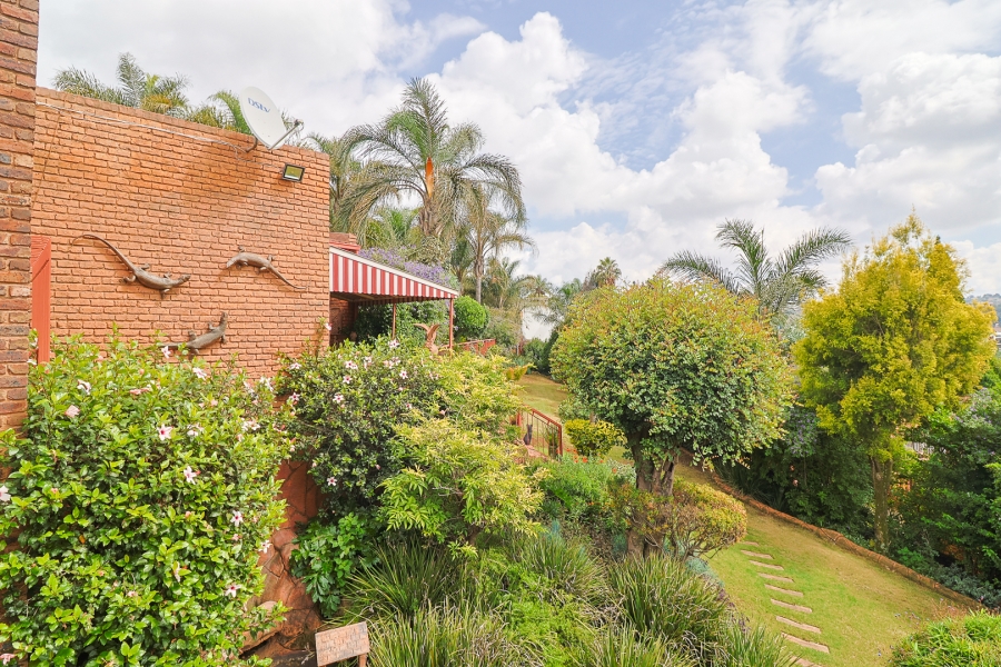 3 Bedroom Property for Sale in Mondeor Gauteng