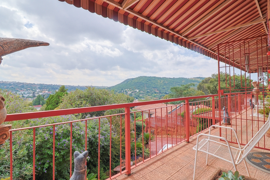 3 Bedroom Property for Sale in Mondeor Gauteng