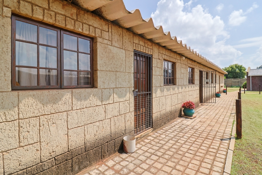 11 Bedroom Property for Sale in Tedderfield A H Gauteng