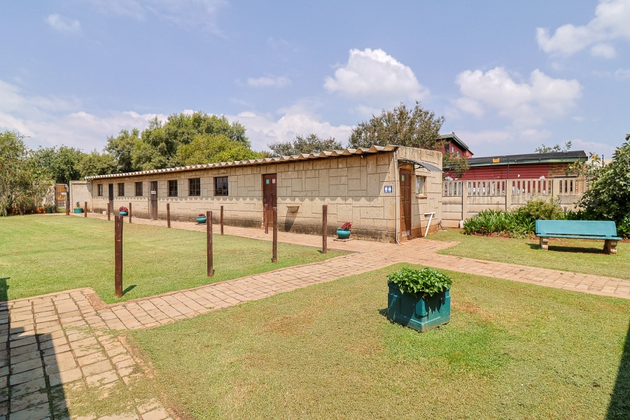 11 Bedroom Property for Sale in Tedderfield A H Gauteng