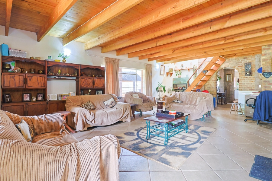 11 Bedroom Property for Sale in Tedderfield A H Gauteng