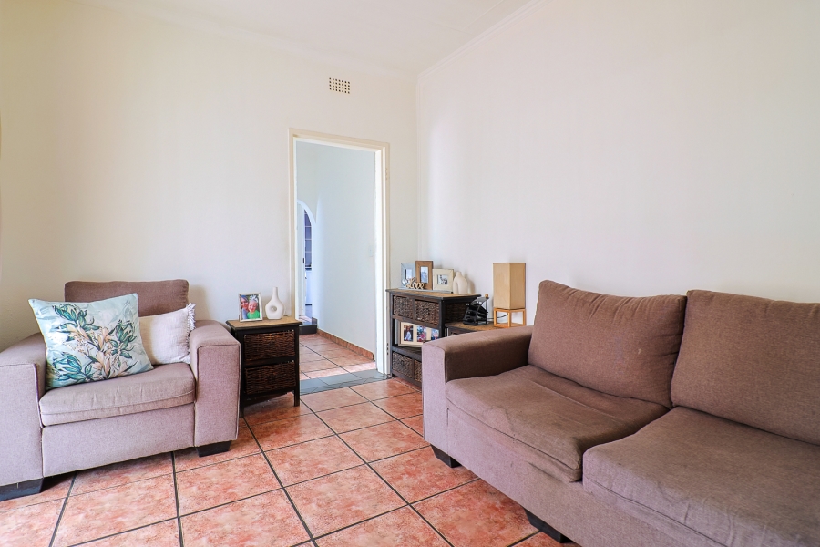 11 Bedroom Property for Sale in Tedderfield A H Gauteng