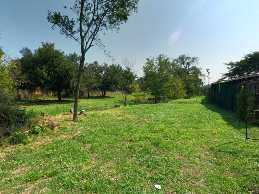 8 Bedroom Property for Sale in Glen Austin Gauteng