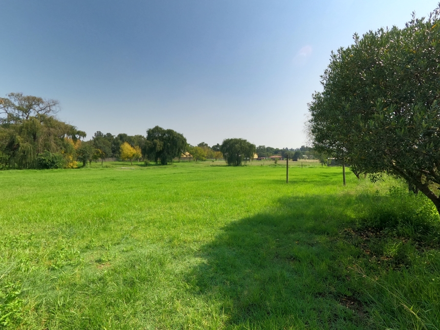 8 Bedroom Property for Sale in Glen Austin Gauteng