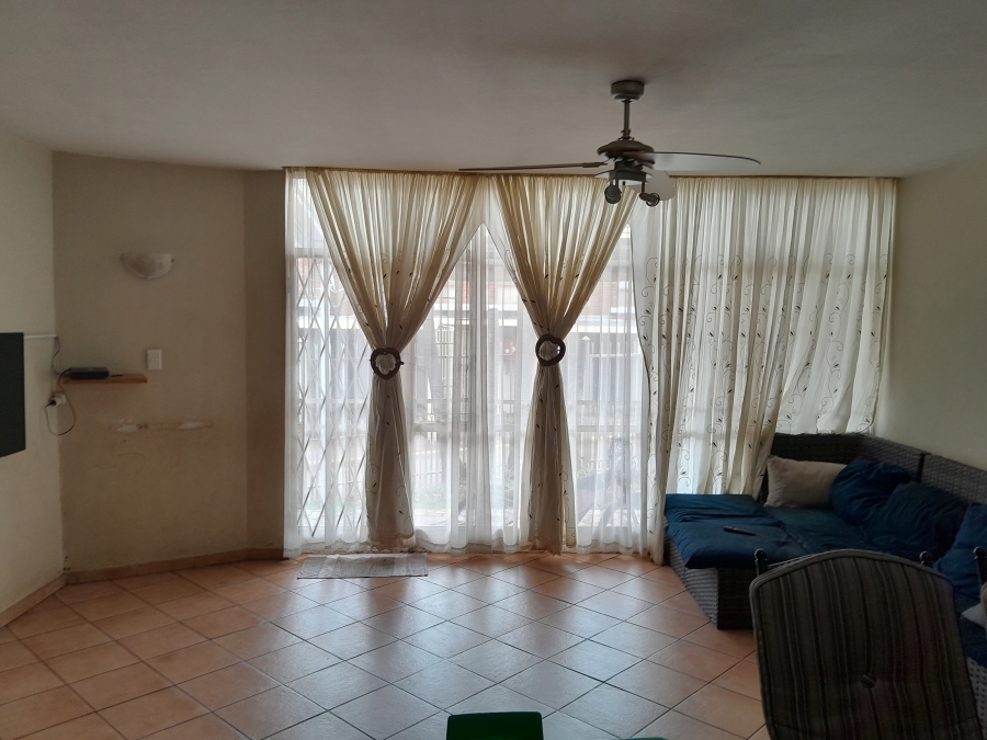 3 Bedroom Property for Sale in Meyerspark Gauteng