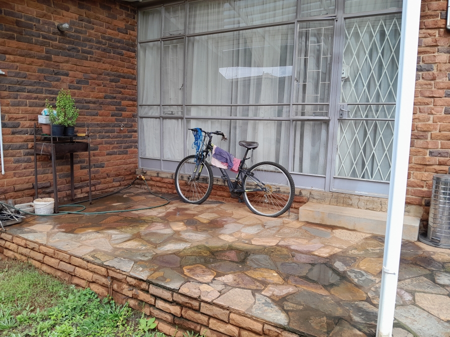 3 Bedroom Property for Sale in Meyerspark Gauteng