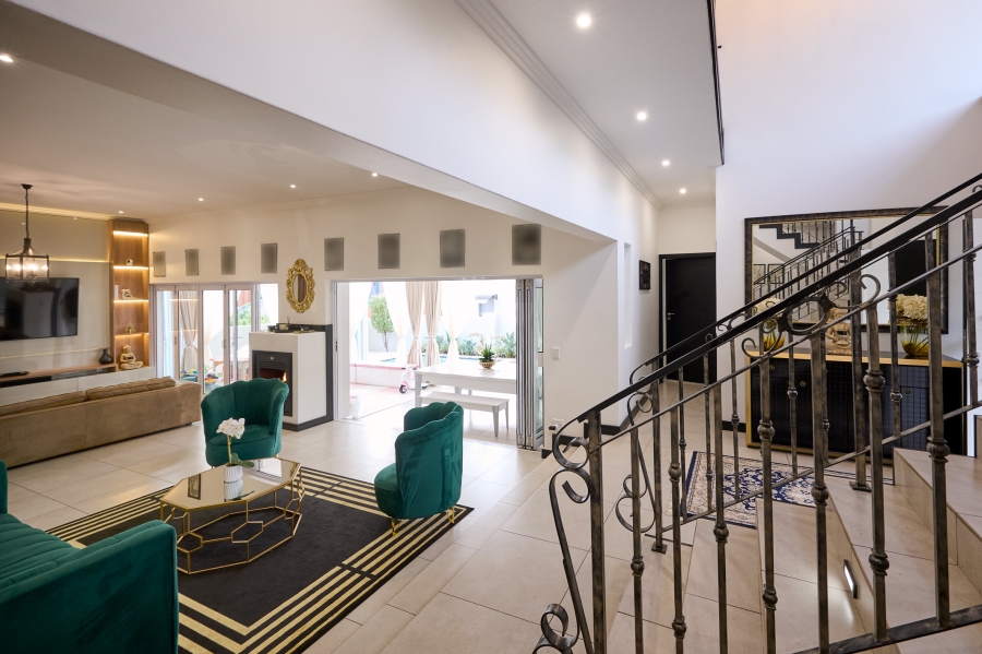 4 Bedroom Property for Sale in Waterfall Country Village Gauteng