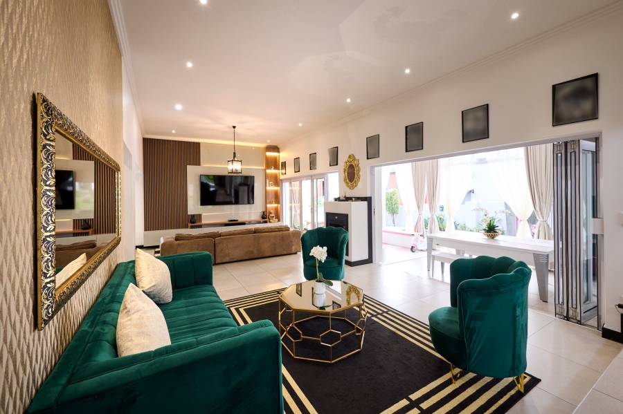 4 Bedroom Property for Sale in Waterfall Country Village Gauteng