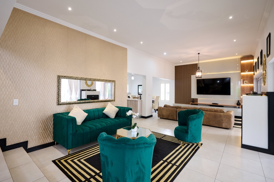 4 Bedroom Property for Sale in Waterfall Country Village Gauteng