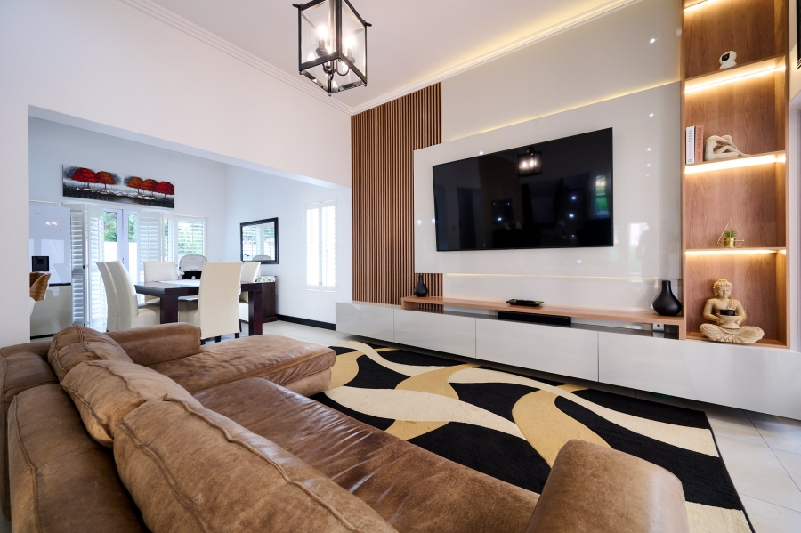 4 Bedroom Property for Sale in Waterfall Country Village Gauteng