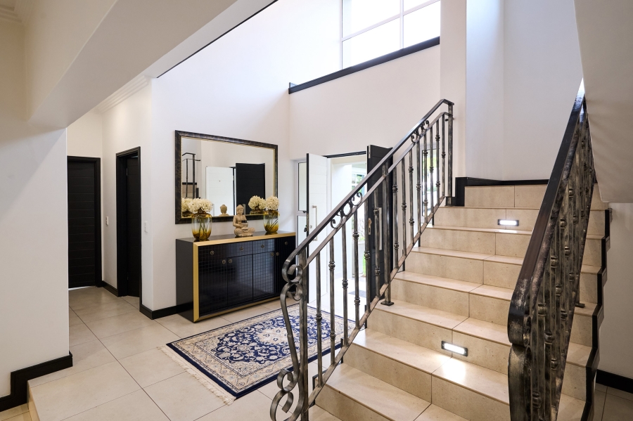 4 Bedroom Property for Sale in Waterfall Country Village Gauteng