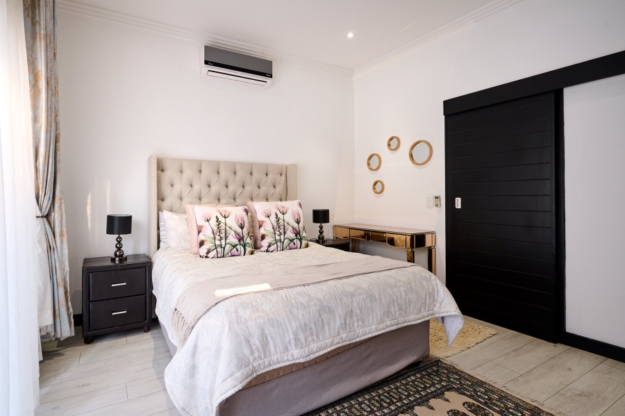 4 Bedroom Property for Sale in Waterfall Country Village Gauteng